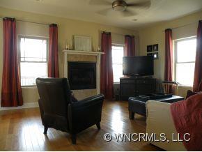 21 Lamb Avenue Asheville NC 28806