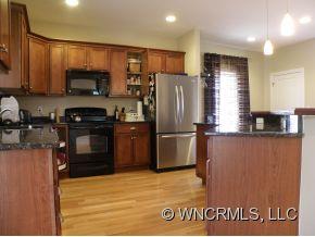 21 Lamb Avenue Asheville NC 28806