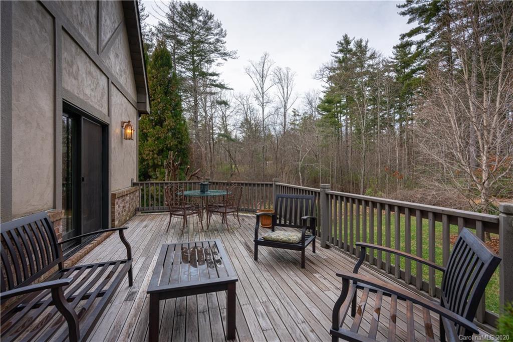 32 Ravenwood Drive Fletcher NC 28732