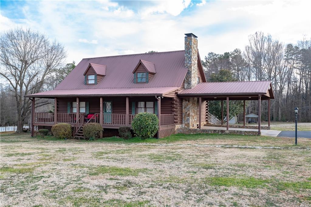 1660 24th Avenue NE Hickory NC 28601