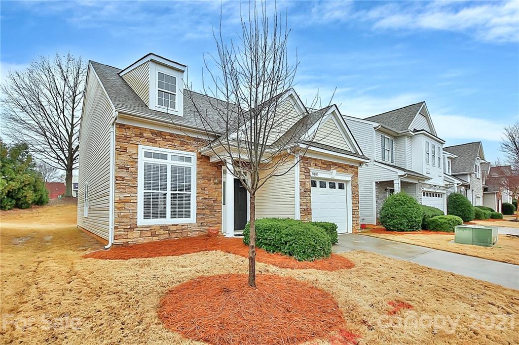 9007 Holland Park Lane Charlotte NC 28277