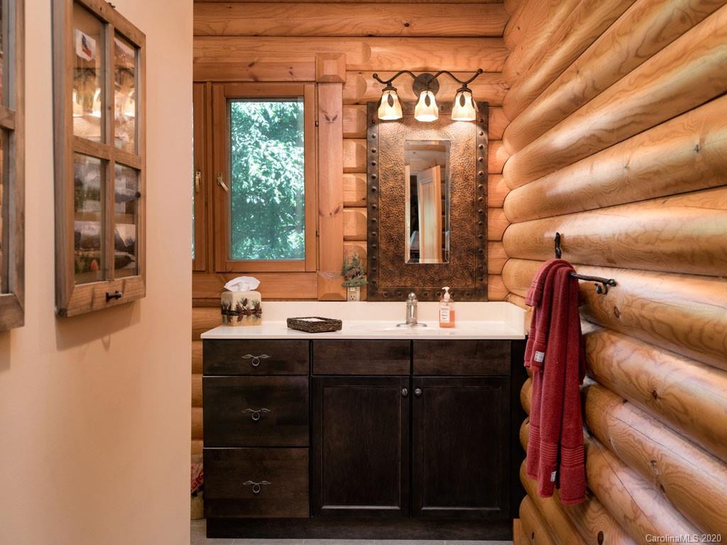 918 Countryside Drive Waynesville NC 28785