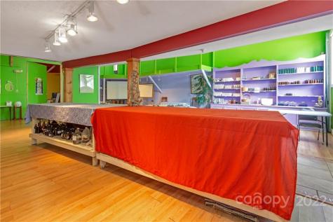 2 Westwood Place Asheville NC 28806