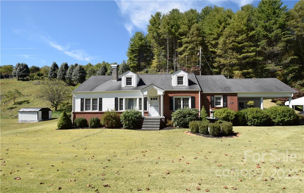 869 Hardscrabble Road Burnsville NC 28714