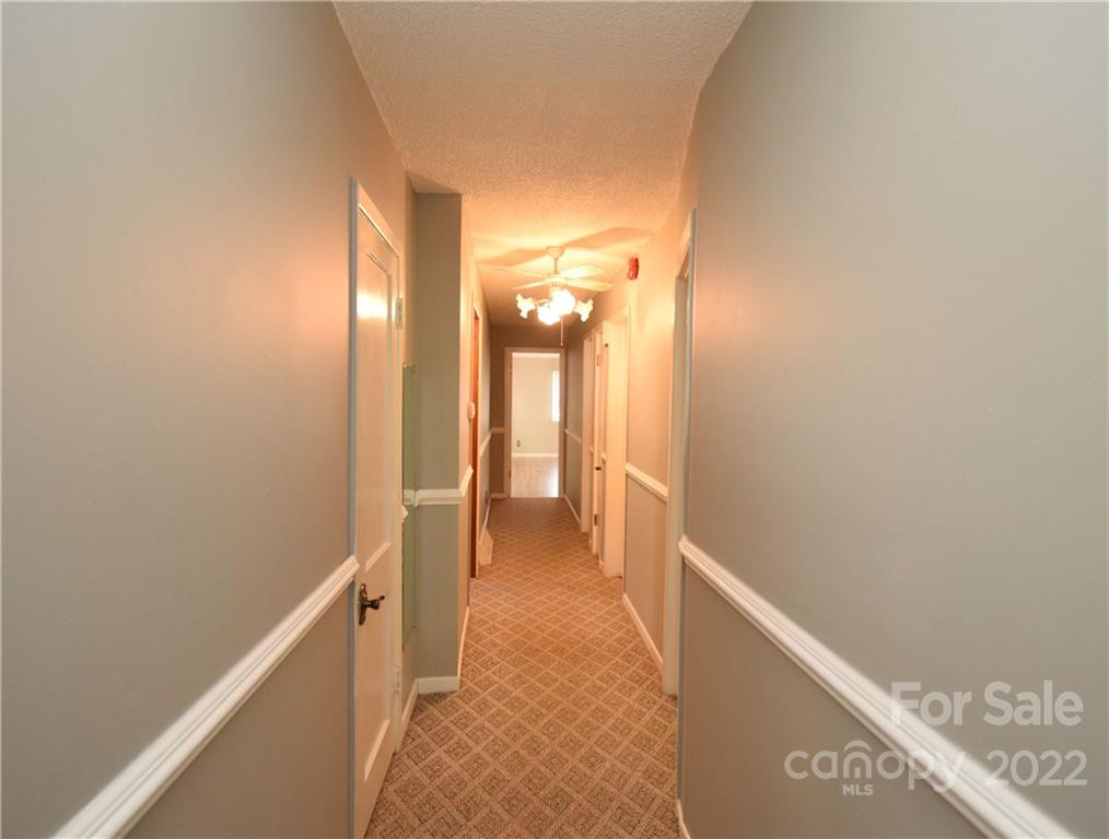 869 Hardscrabble Road Burnsville NC 28714