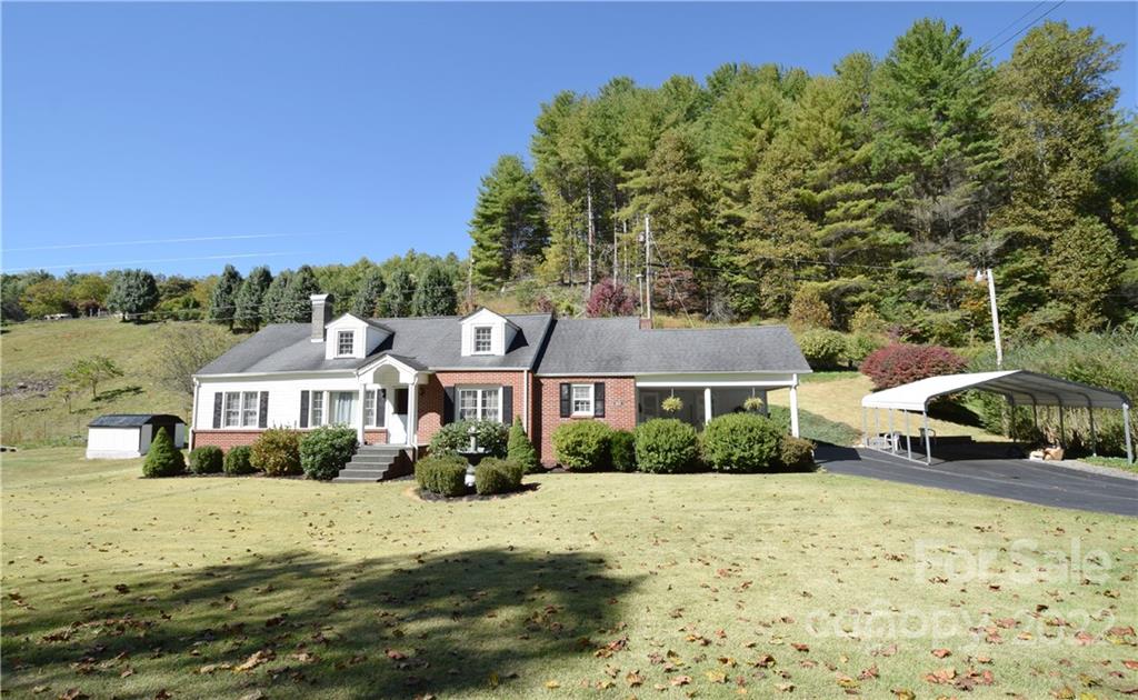 869 Hardscrabble Road Burnsville NC 28714