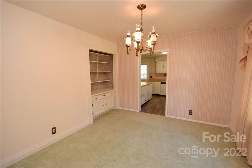 869 Hardscrabble Road Burnsville NC 28714