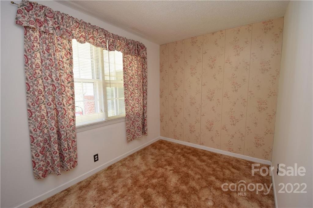 869 Hardscrabble Road Burnsville NC 28714