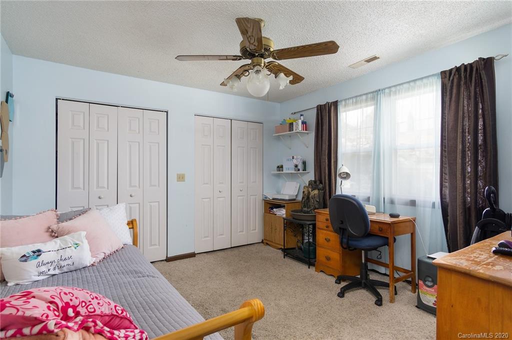 37 Hilldale Road Asheville NC 28803