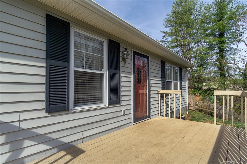 37 Hilldale Road Asheville NC 28803