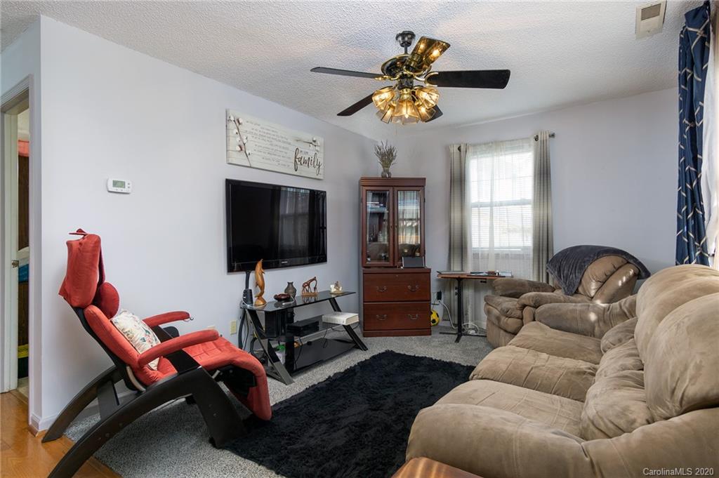 37 Hilldale Road Asheville NC 28803