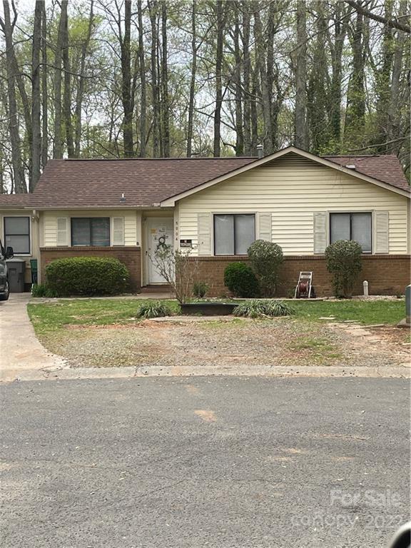 5004 Glenview Court Charlotte NC 28215