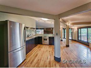 8 Hope Circle Asheville NC 28804