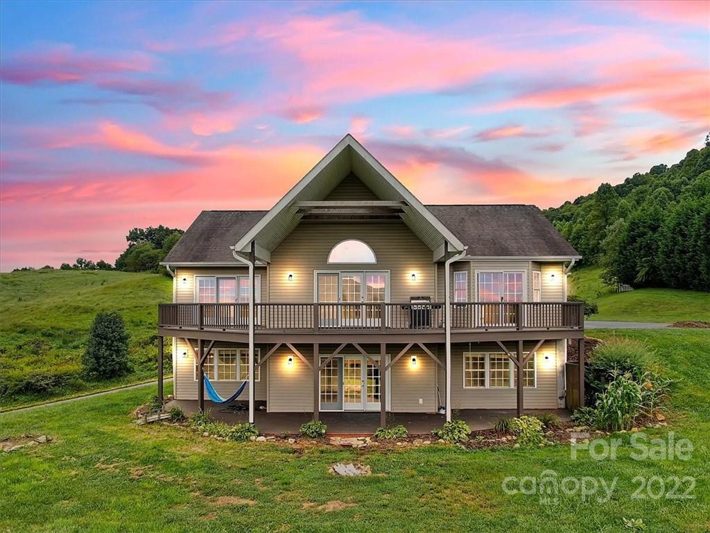 662 Frank Davis Road Waynesville NC 28785