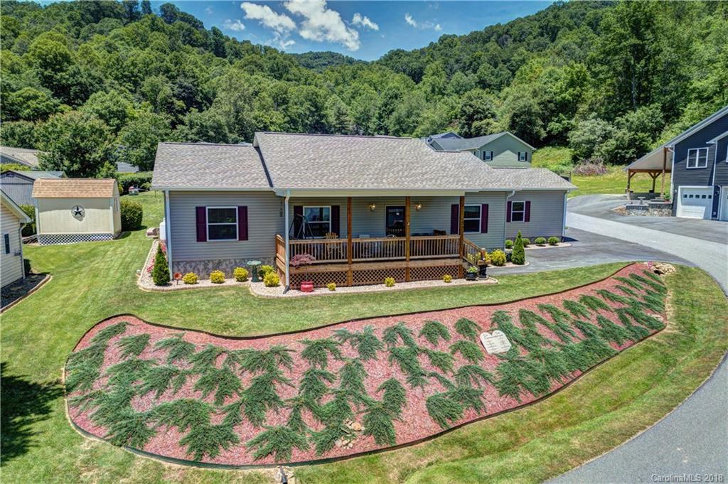 57 Pasco Loop Waynesville NC 28785