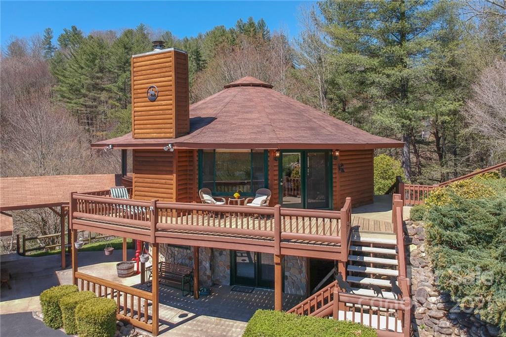 31 Hunters Ridge Road Burnsville NC 28714