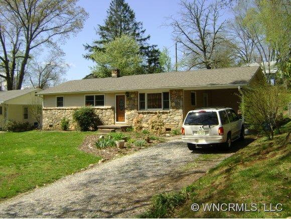 131 Vance Crescent Extension Asheville NC 28806