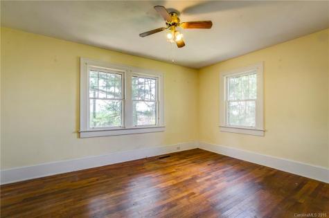 17 Buchanan Road Asheville NC 28803
