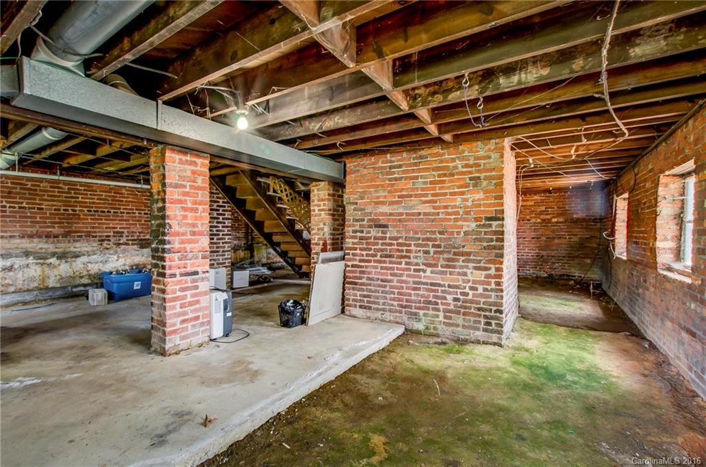 17 Buchanan Road Asheville NC 28803