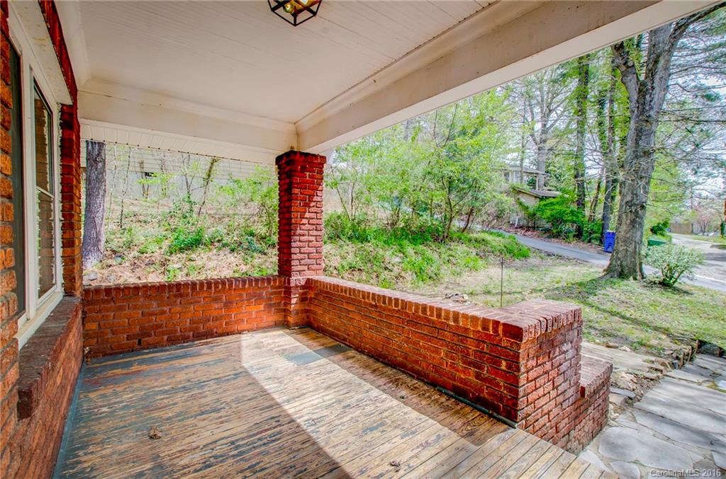 17 Buchanan Road Asheville NC 28803