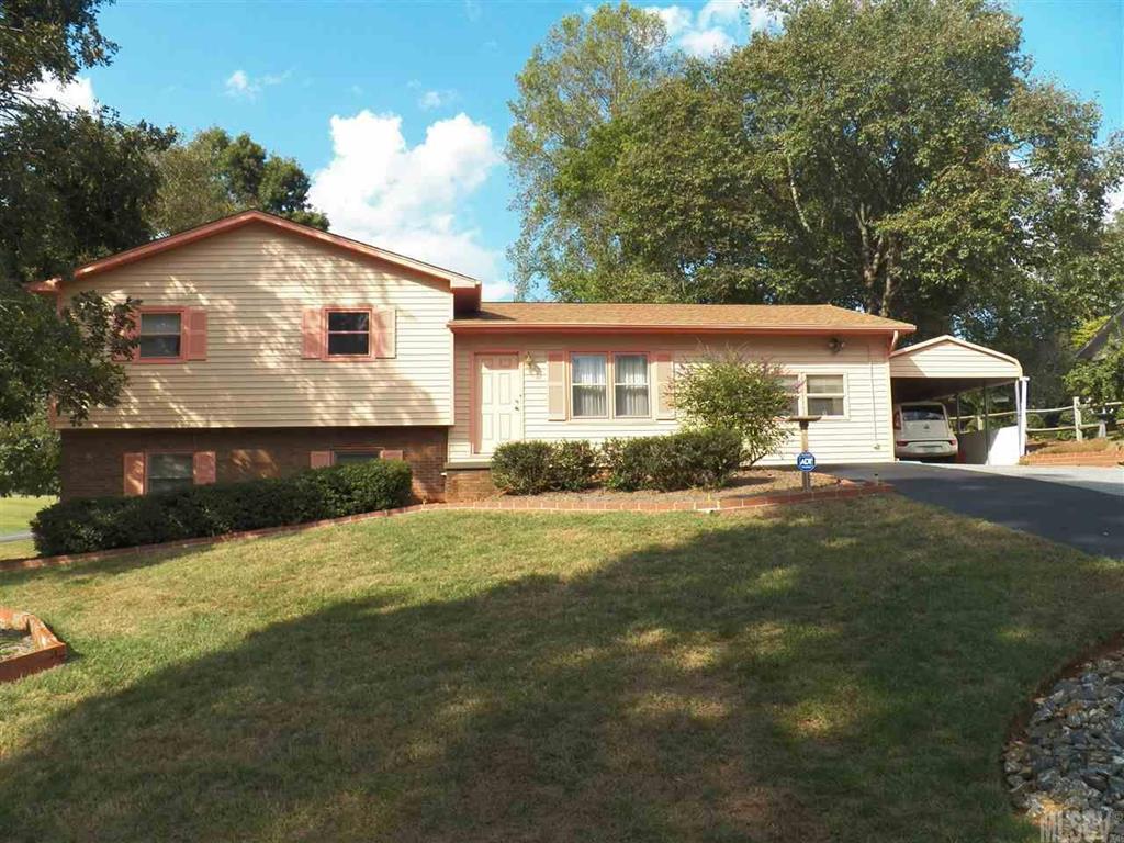 4394 Greenbriar Drive Hickory NC 28602