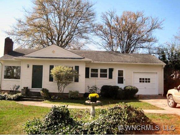 319 W. Probart Street Brevard NC 28712