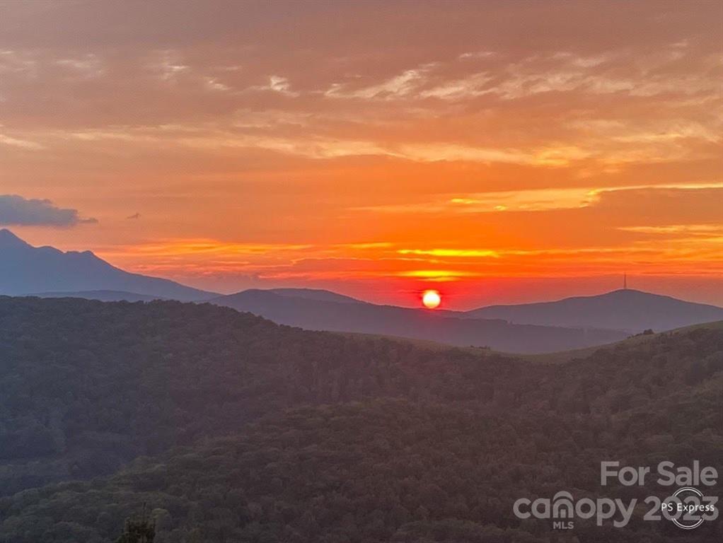 107 Overlook Drive Newland NC 28657