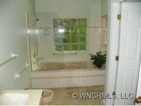 15 E. Ridgeway Drive Weaverville NC 28787
