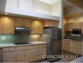 15 E. Ridgeway Drive Weaverville NC 28787