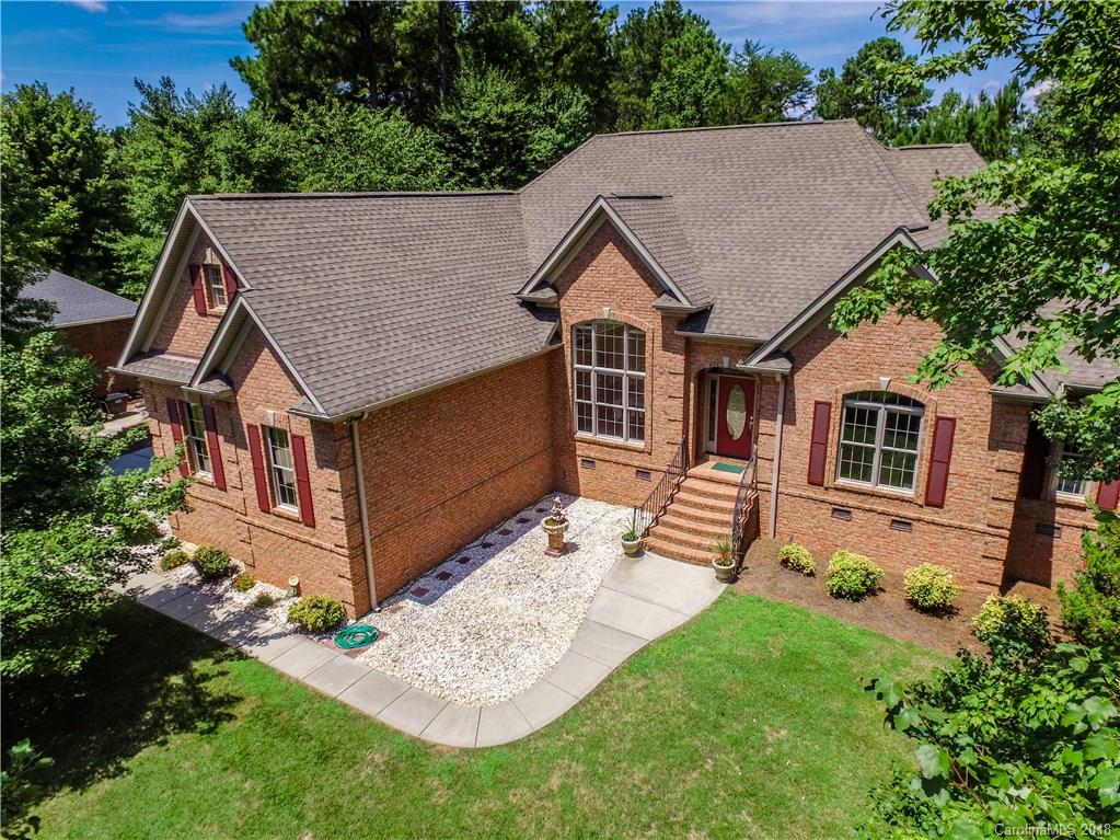 154 Bullfinch Road Mooresville NC 28117