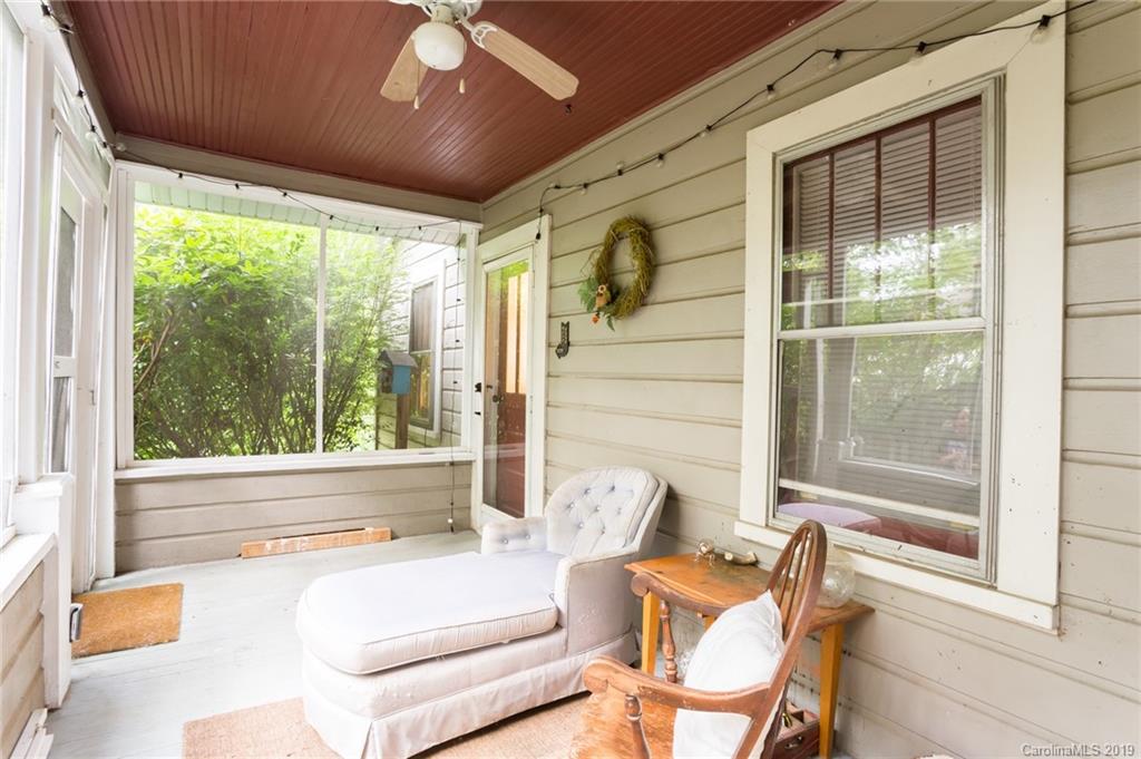 12 Irving Street Asheville NC 28804
