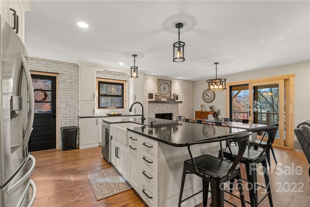 59 River Bank Lane Canton NC 28716