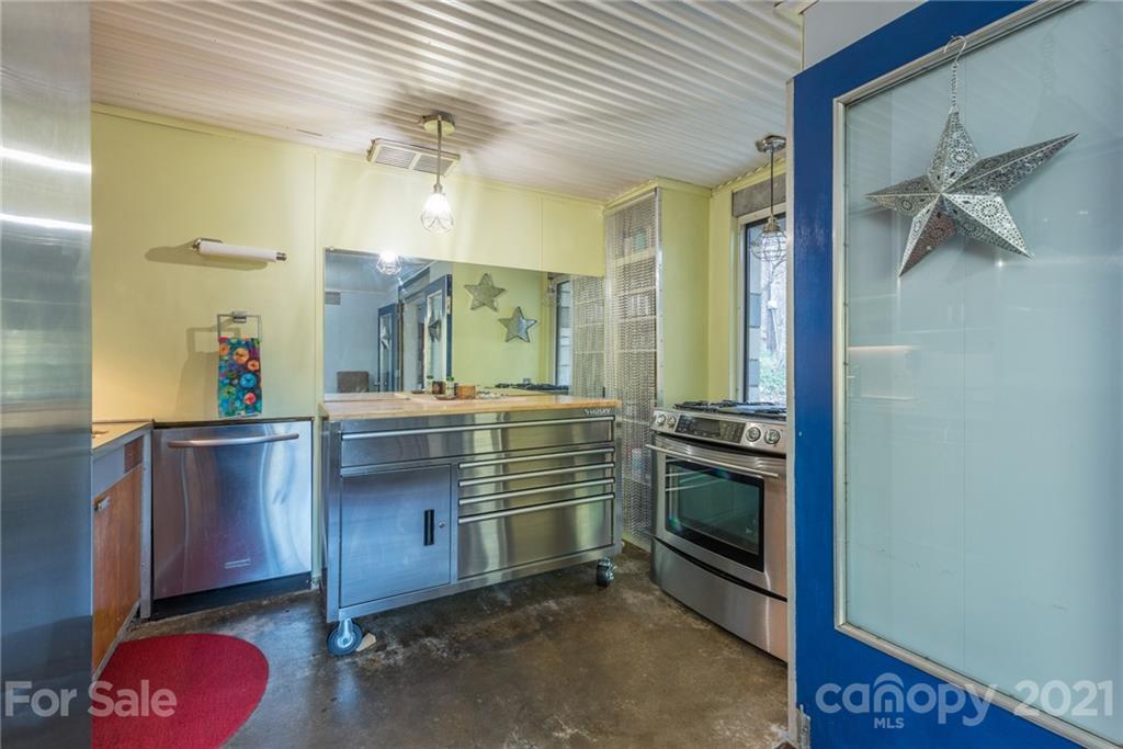 109 Pink Fox Cove Road Weaverville NC 28787