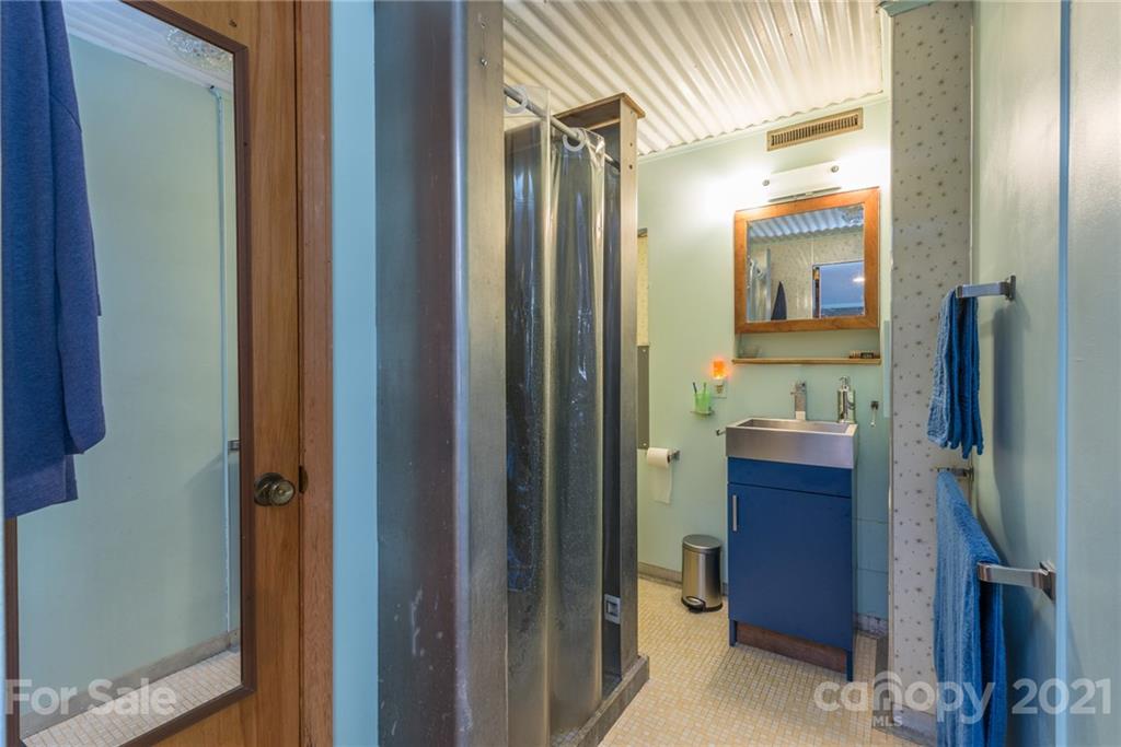 109 Pink Fox Cove Road Weaverville NC 28787