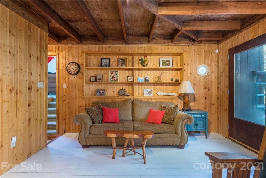 109 Pink Fox Cove Road Weaverville NC 28787