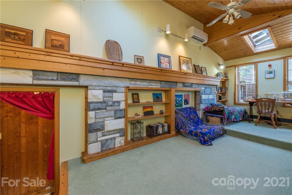 109 Pink Fox Cove Road Weaverville NC 28787