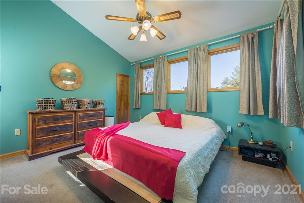 109 Pink Fox Cove Road Weaverville NC 28787