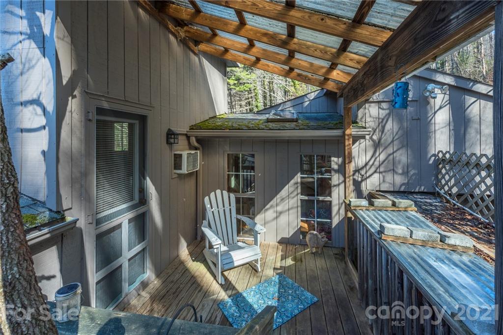 109 Pink Fox Cove Road Weaverville NC 28787