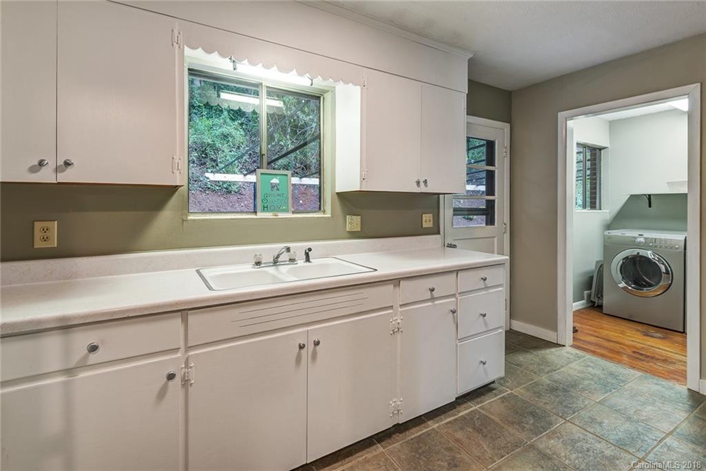65 Appian Way Arden NC 28704