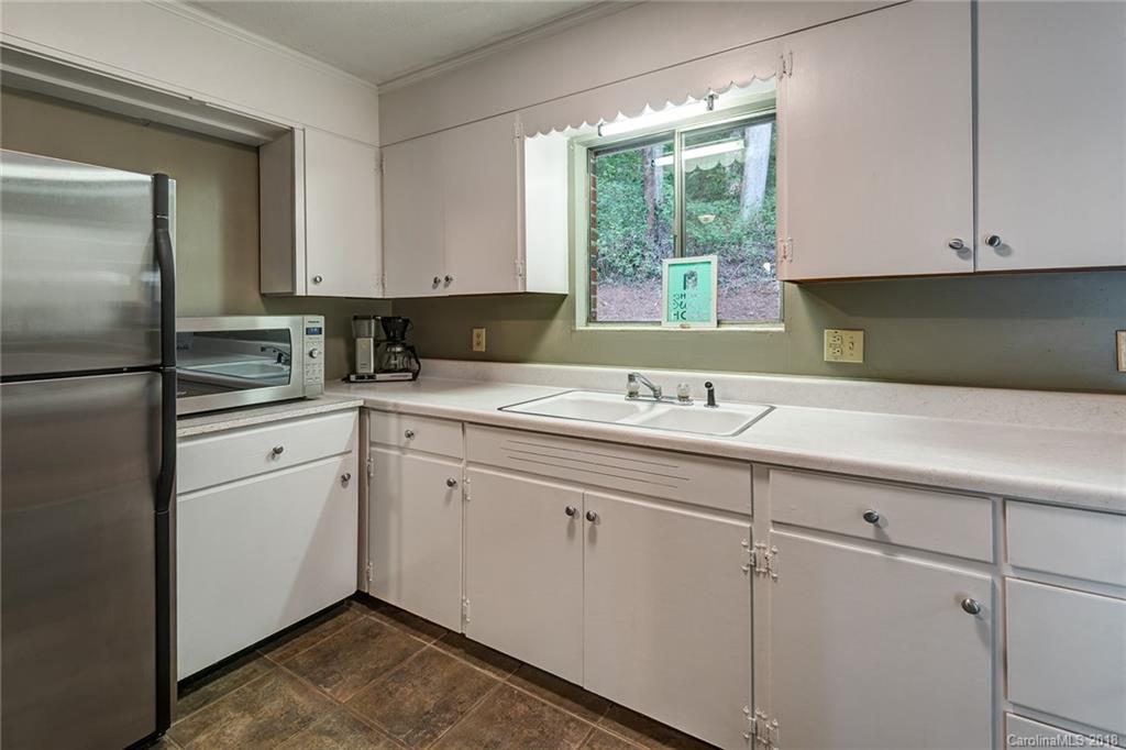 65 Appian Way Arden NC 28704