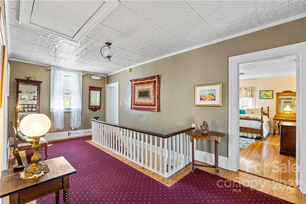 88 S Main Street Weaverville NC 28787