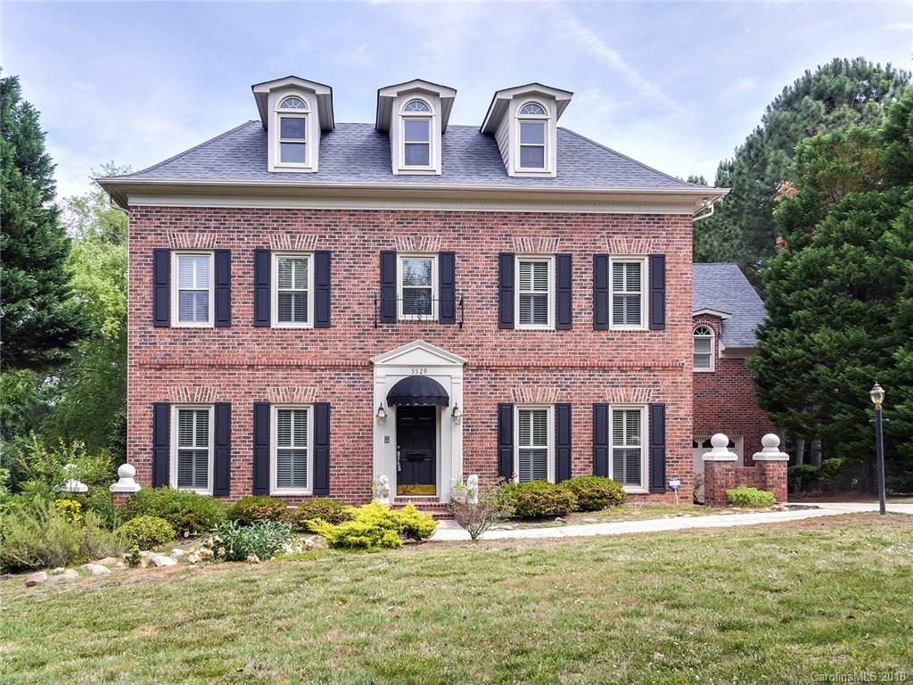 5529 Sunstar Court Charlotte NC 28226