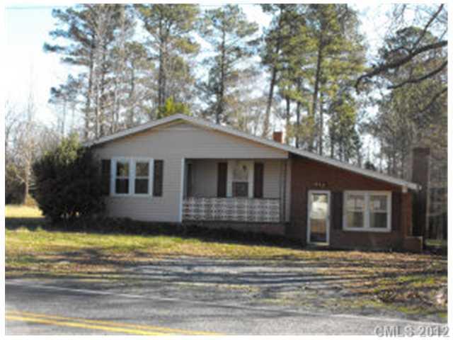 1050 Love Joy Road Troy NC 27371