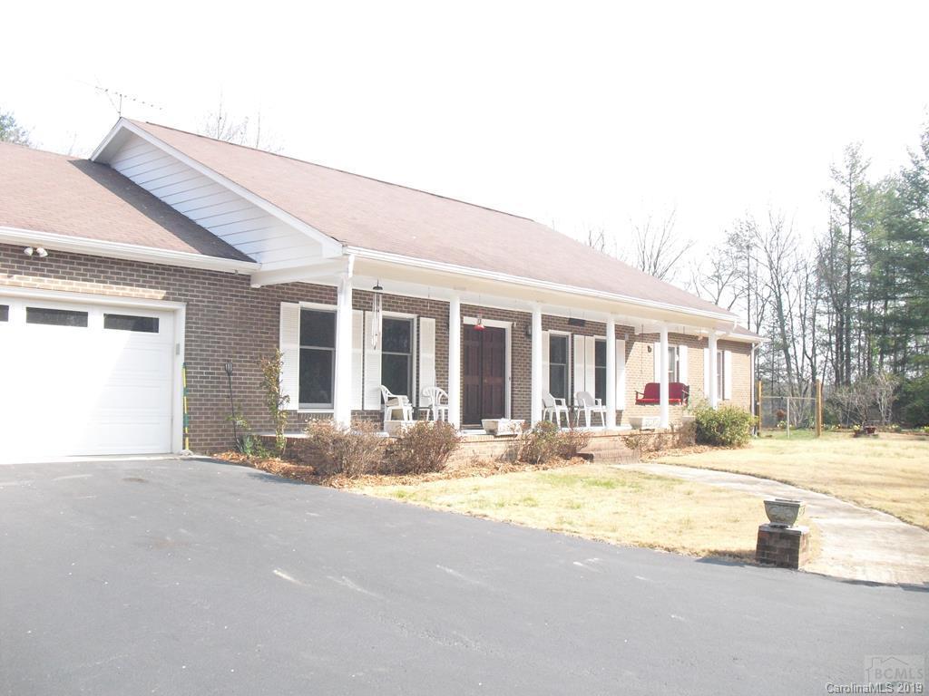 6047 Nc Highway 126 Nebo NC 28761