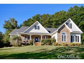 33 North Tupelo Drive Horse Shoe NC 28742