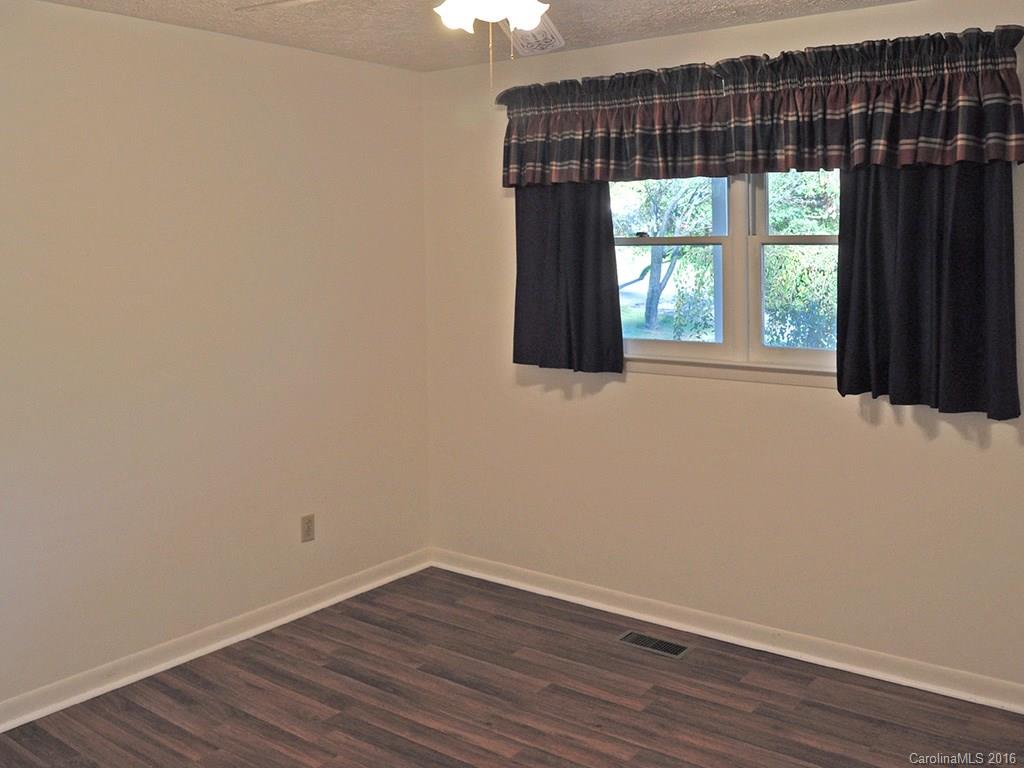 37 Sunset Drive Swannanoa NC 28778