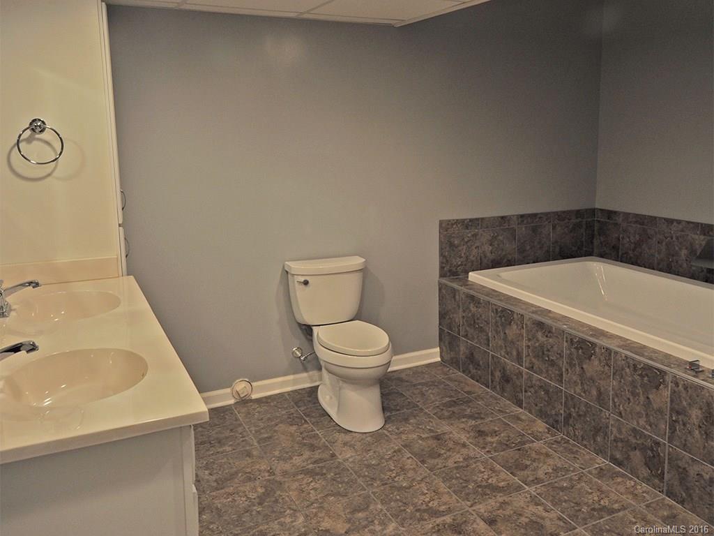 37 Sunset Drive Swannanoa NC 28778