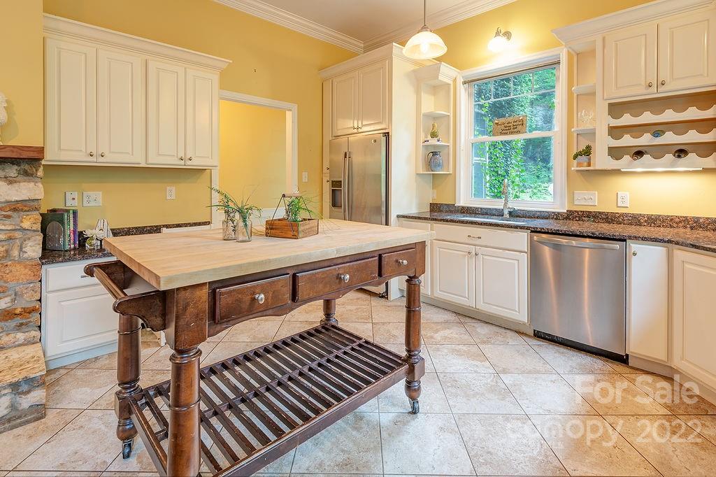 277 Rocky Fork Road Fairview NC 28730