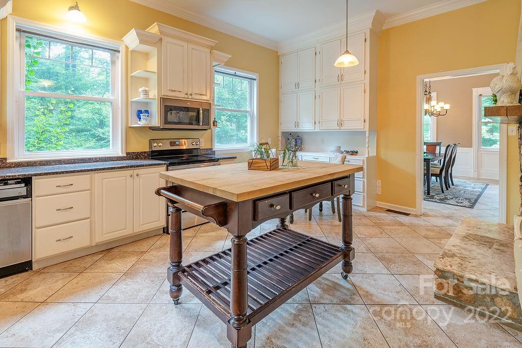 277 Rocky Fork Road Fairview NC 28730
