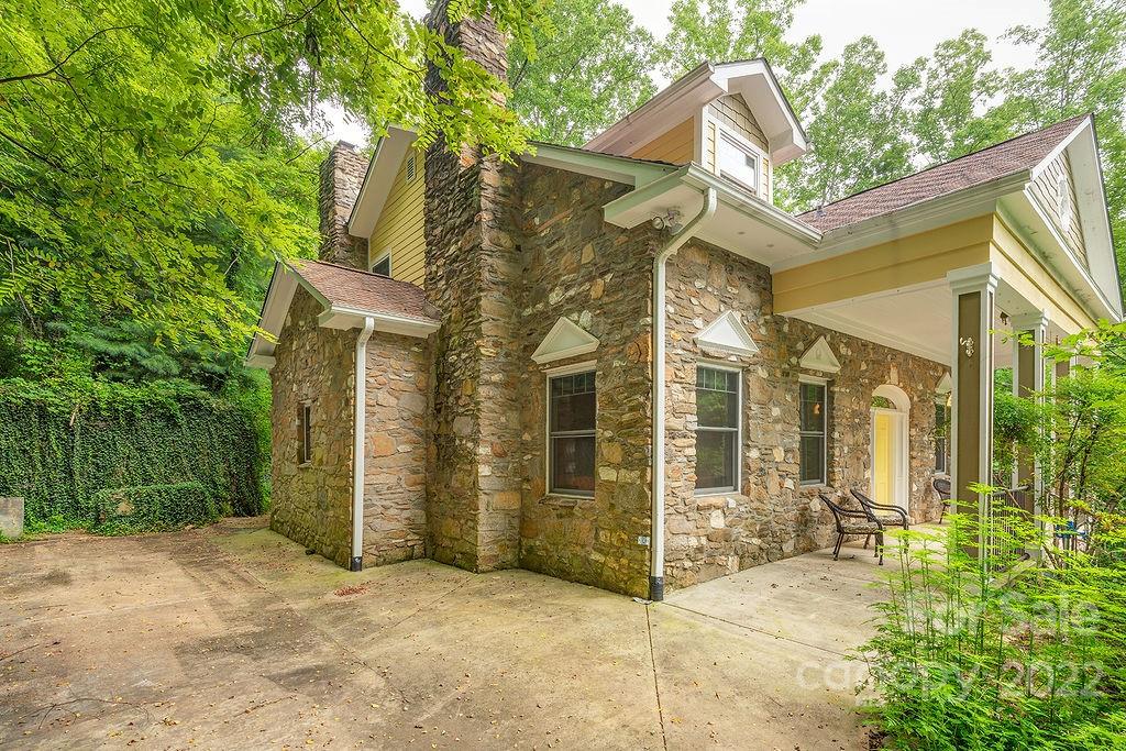 277 Rocky Fork Road Fairview NC 28730
